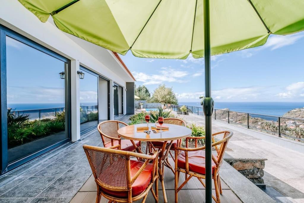 La Maderene With Pool By Madeira Island Tabua (Madeira)