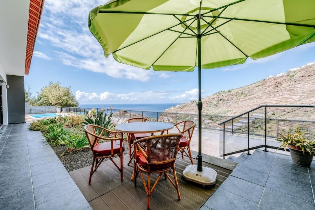 La Maderene With Pool By Madeira Island Vakantiehuis Tabua (Madeira)